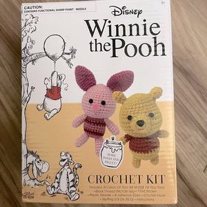 Crochet kit- set of mini Pooh and piglet